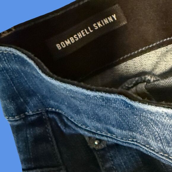 Plus Size Torrid Skinny Bombshell Jeans Size 18R 36x27 #205 - Picture 5 of 6